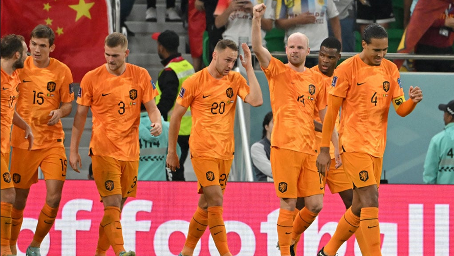 Netherlands strike late to beat Senegal on World Cup return