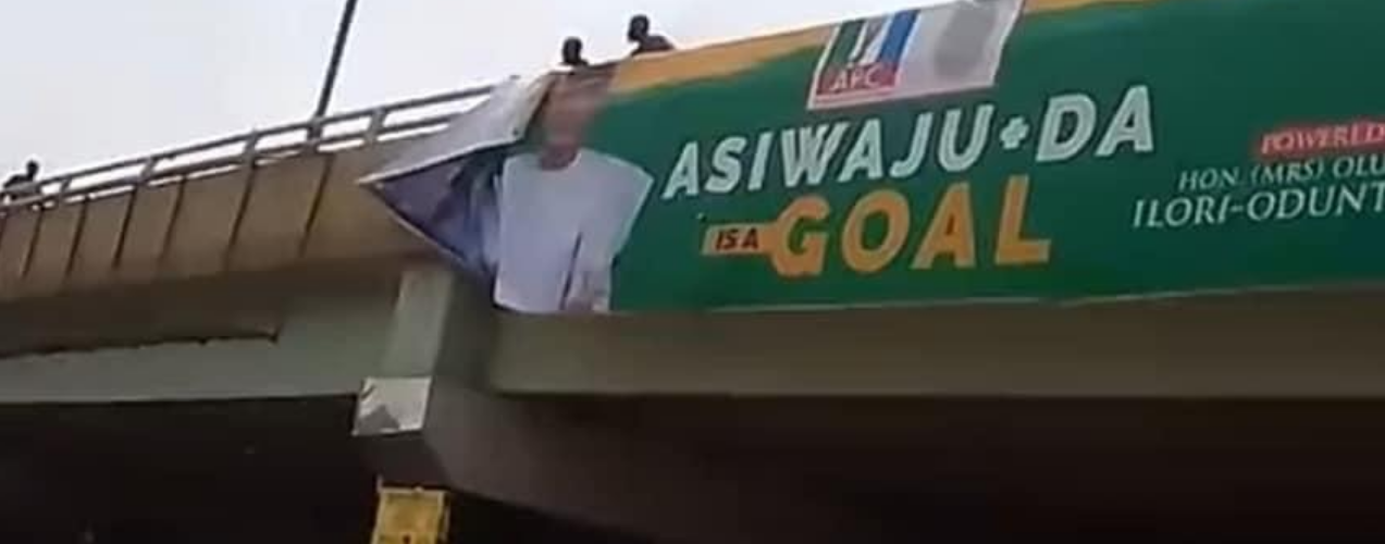 Youths Dragged Down Tinubu’s Banner In Ogun State (Photos)