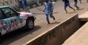 APC Branded Car Trying To Buy Fuel Stoned By Angry Nigerians