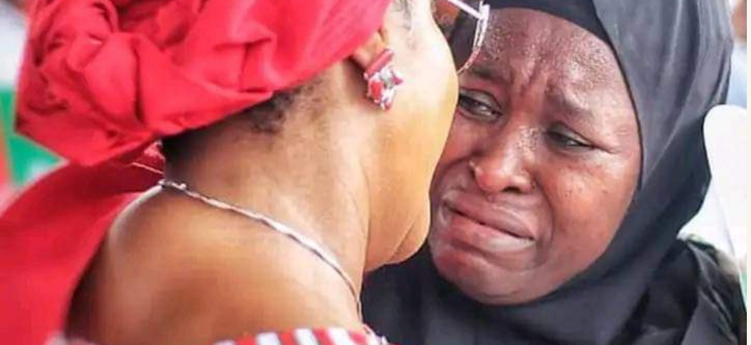 Viral Photo Of Aisha Yesufu Crying At Peter Obi's Lagos Rally