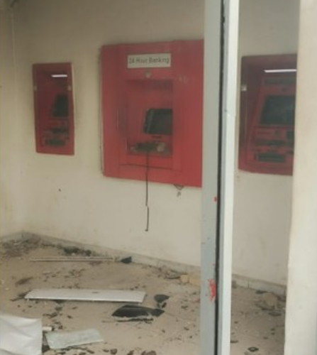 UBA Burnt And Burgled In Akwa Ibom Over Naira Scarcity (Video)